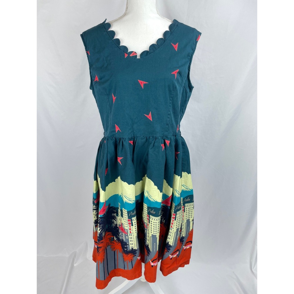 Lindy Bop US 14 Daria Dress Sleeveless Palm Springs City Blue Retro 50's Scallop